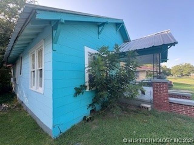 319 N 18th Street, Muskogee, OK 74401