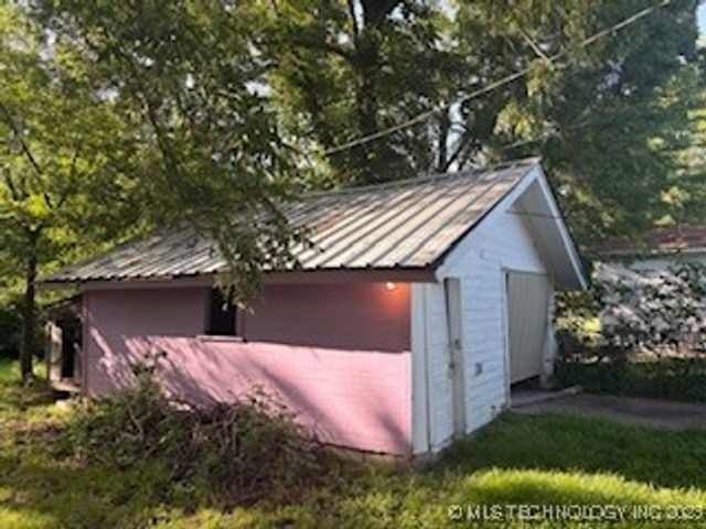 319 N 18th Street, Muskogee, OK 74401