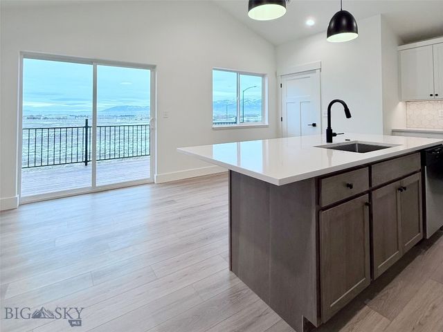 858 Accolade Loop, Belgrade, MT 59714