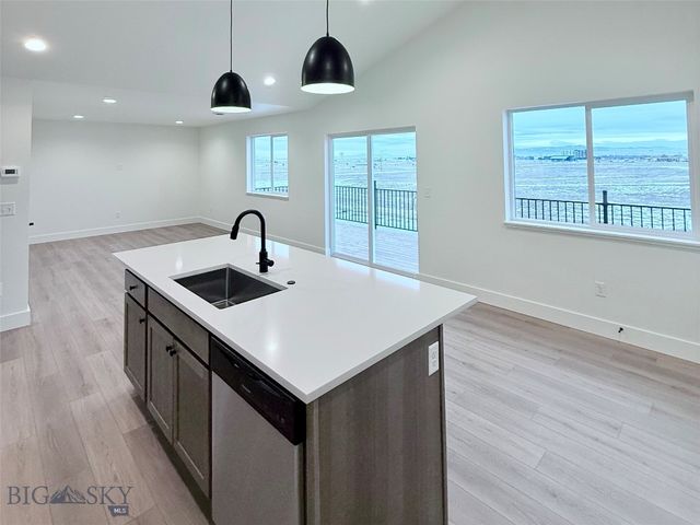 858 Accolade Loop, Belgrade, MT 59714