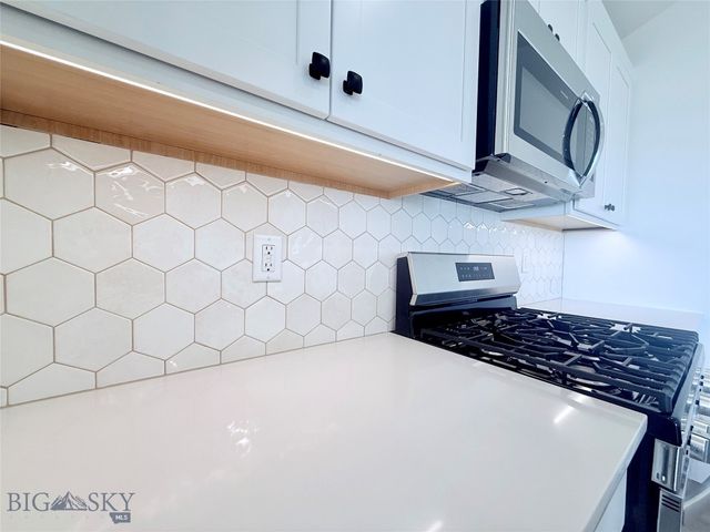 858 Accolade Loop, Belgrade, MT 59714