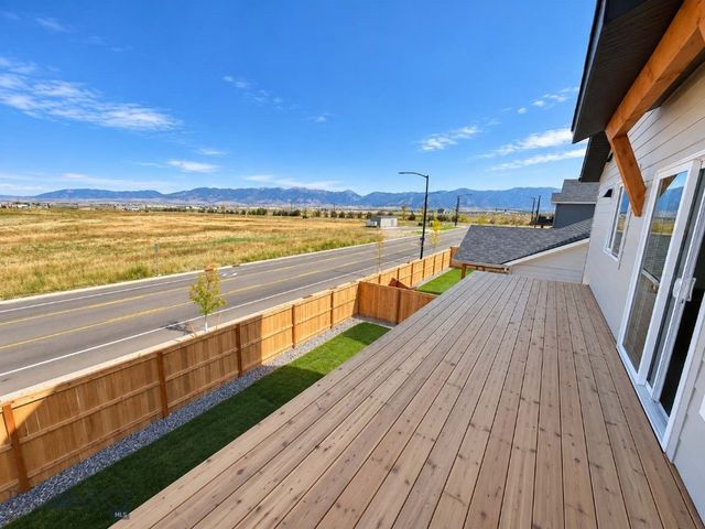 858 Accolade Loop, Belgrade, MT 59714