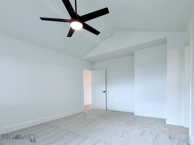 858 Accolade Loop, Belgrade, MT 59714