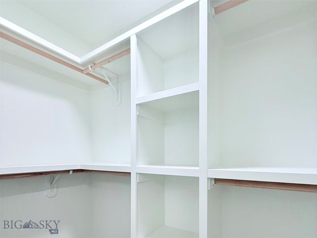 858 Accolade Loop, Belgrade, MT 59714