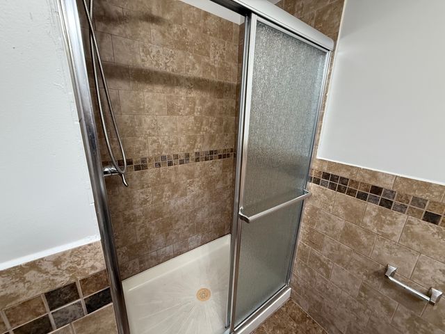 6626 W Cermak Road 1F, Berwyn, IL 60402