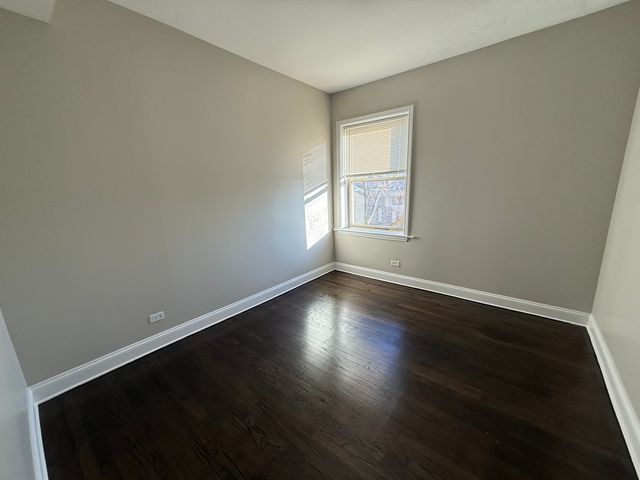 6626 W Cermak Road 1F, Berwyn, IL 60402