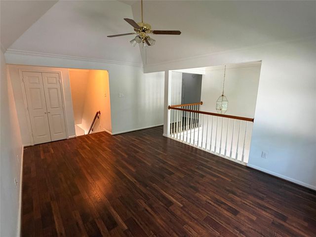 1103 Glendale Drive, Sugar Land, TX 77479