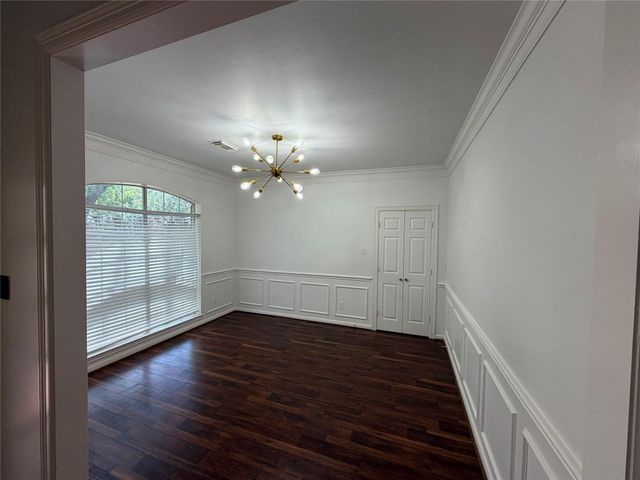 1103 Glendale Drive, Sugar Land, TX 77479
