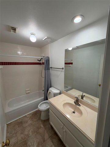 1103 Glendale Drive, Sugar Land, TX 77479