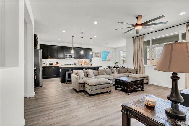 2516 Cortner Street, Hanford, CA 93230