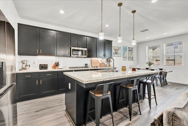 2516 Cortner Street, Hanford, CA 93230