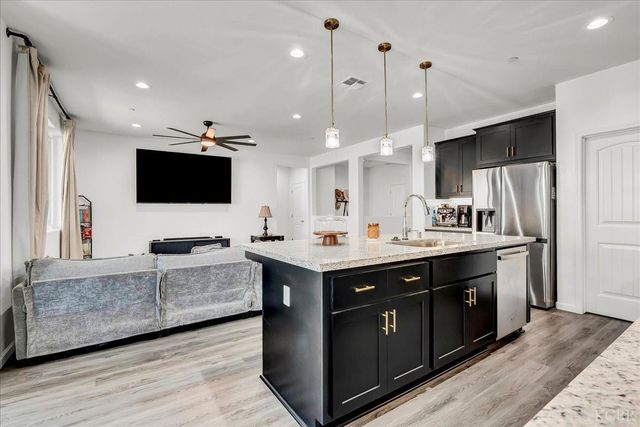 2516 Cortner Street, Hanford, CA 93230