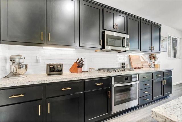 2516 Cortner Street, Hanford, CA 93230