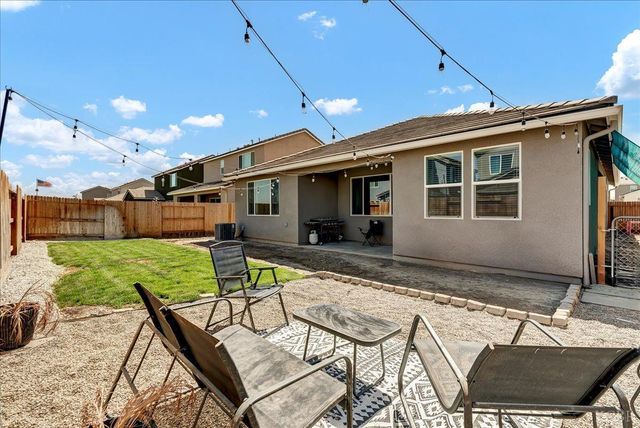 2516 Cortner Street, Hanford, CA 93230