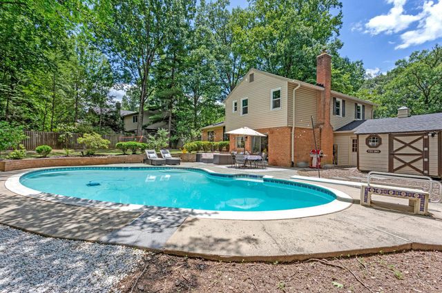 11117 WHISPERWOOD LN, North Bethesda, MD 20852