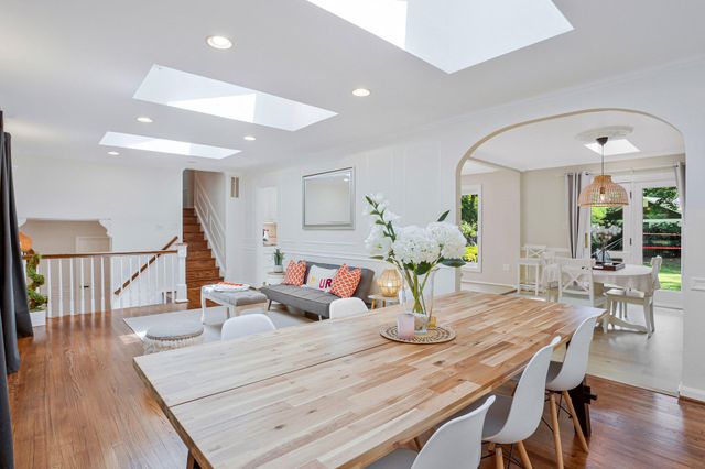 11117 WHISPERWOOD LN, North Bethesda, MD 20852