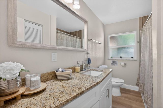 10402 N PAWNEE AVENUE, Tampa, FL 33617