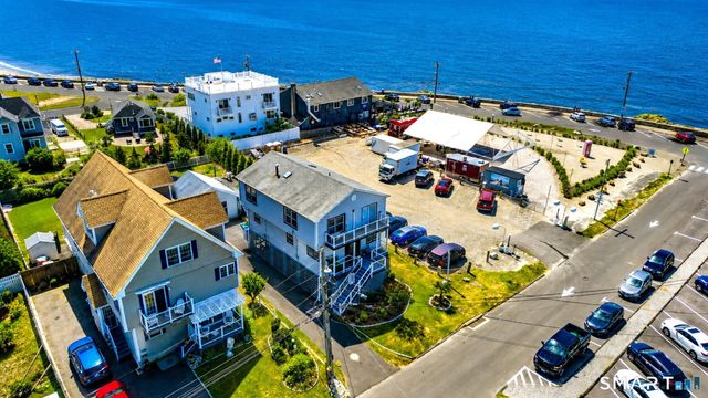 44 Washington Parkway, Stratford, CT 06614