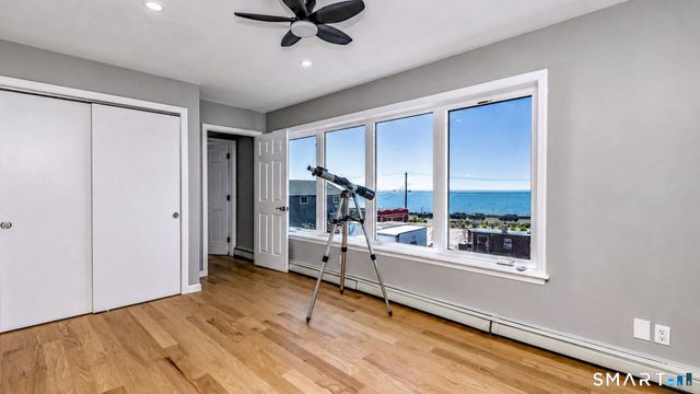 44 Washington Parkway, Stratford, CT 06614