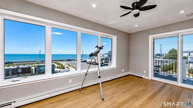 44 Washington Parkway, Stratford, CT 06614