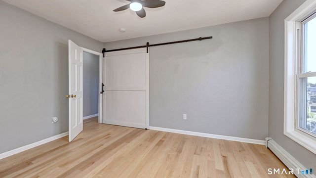 44 Washington Parkway, Stratford, CT 06614