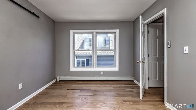 44 Washington Parkway, Stratford, CT 06614