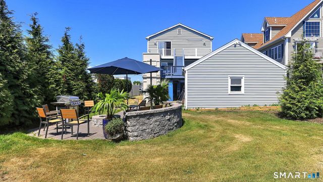 44 Washington Parkway, Stratford, CT 06614