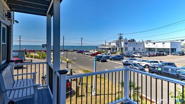 44 Washington Parkway, Stratford, CT 06614