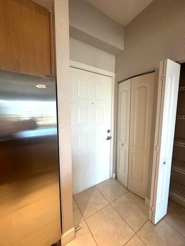 1830 Radius Dr 1207, Hollywood, FL 33020