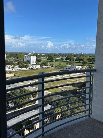 1830 Radius Dr 1207, Hollywood, FL 33020