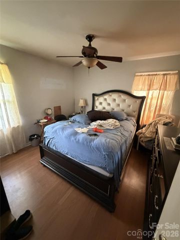 1236 Mt Kisco Drive, Charlotte, NC 28213