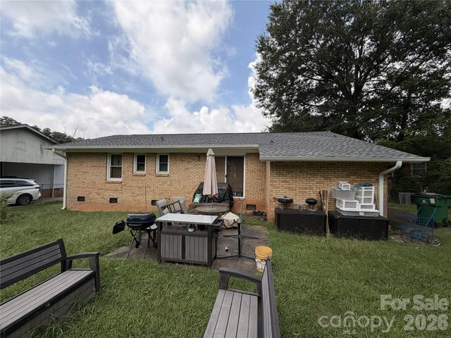1236 Mt Kisco Drive, Charlotte, NC 28213