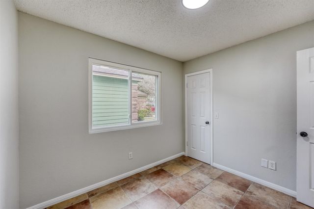 1002 Rambling TRL, Cedar Park, TX 78613