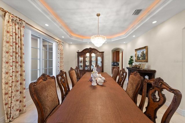 305 EASTLEIGH DRIVE, Belleair, FL 33756