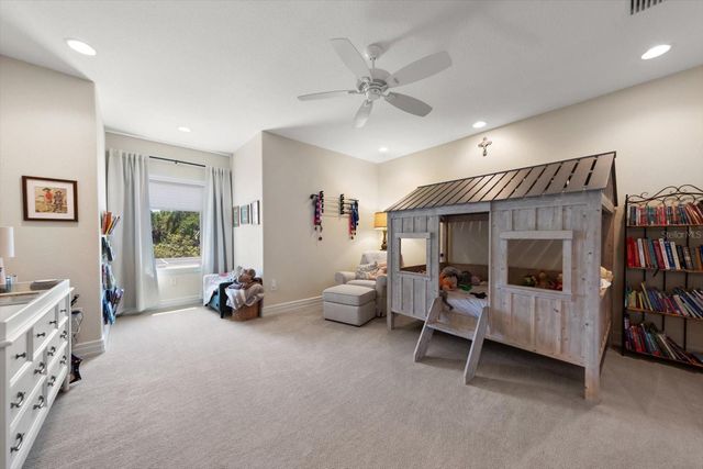 305 EASTLEIGH DRIVE, Belleair, FL 33756