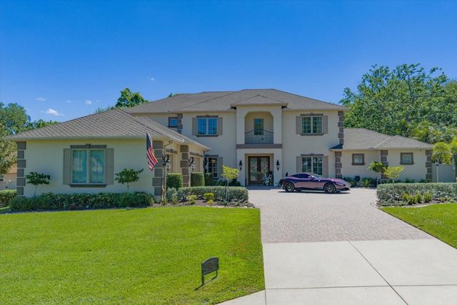 305 EASTLEIGH DRIVE, Belleair, FL 33756