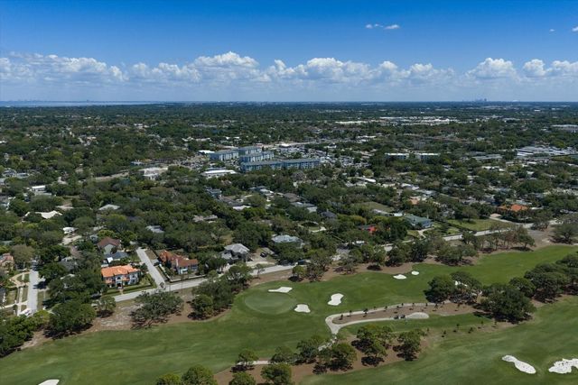 305 EASTLEIGH DRIVE, Belleair, FL 33756