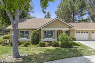 44117 Village 44, Camarillo, CA 93012