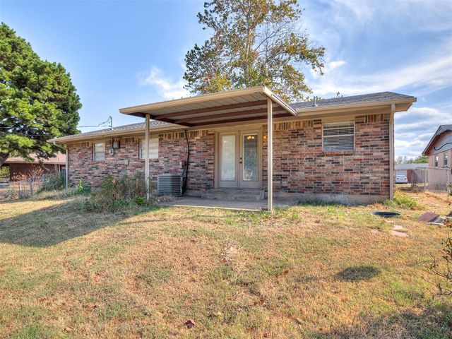 3323 Cox Circle, Choctaw, OK 73020