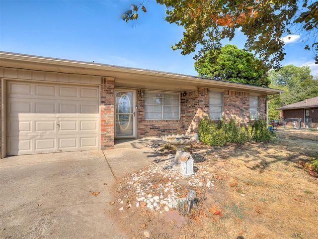 3323 Cox Circle, Choctaw, OK 73020