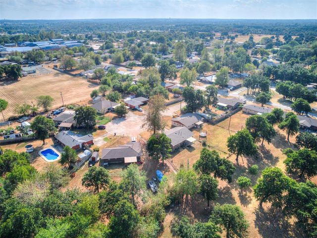 3323 Cox Circle, Choctaw, OK 73020