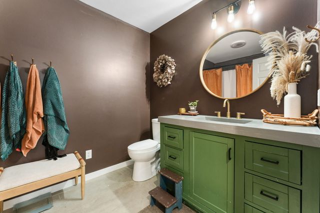 1683 E 900 N, Lake Village, IN 46349