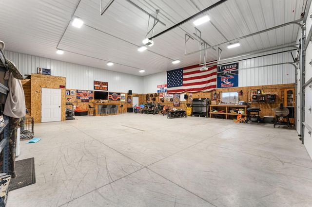 1683 E 900 N, Lake Village, IN 46349