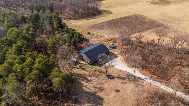 1683 E 900 N, Lake Village, IN 46349