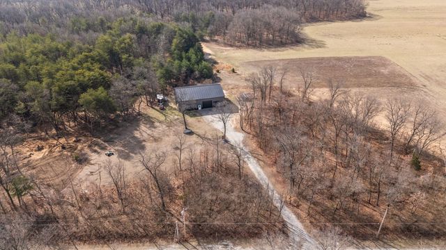 1683 E 900 N, Lake Village, IN 46349