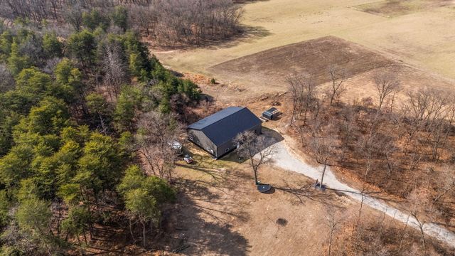 1683 E 900 N, Lake Village, IN 46349