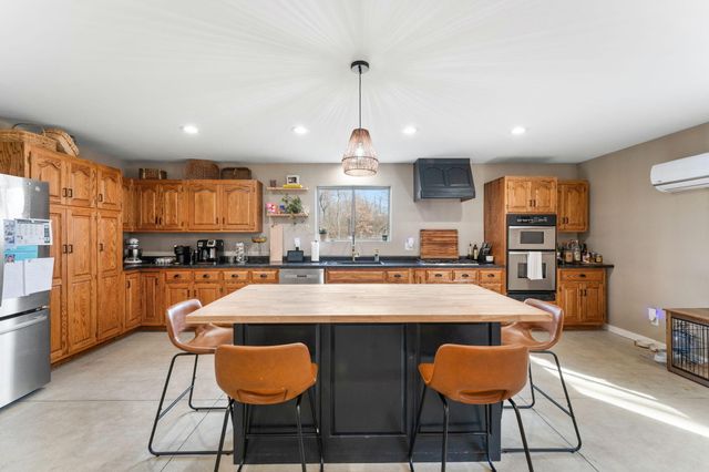 1683 E 900 N, Lake Village, IN 46349