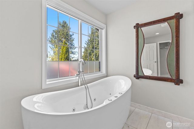 21503 60th Street E, Bonney Lake, WA 98390
