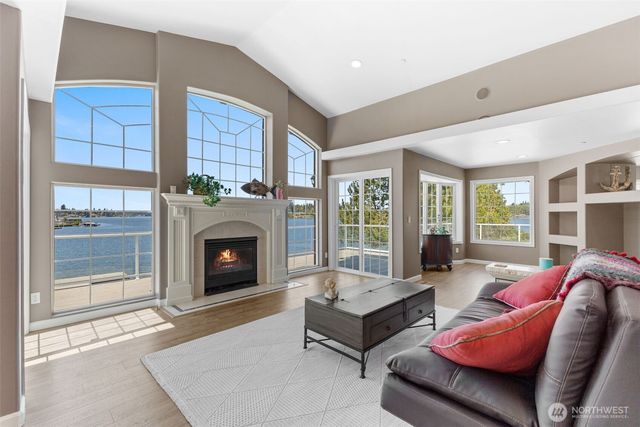 21503 60th Street E, Bonney Lake, WA 98390