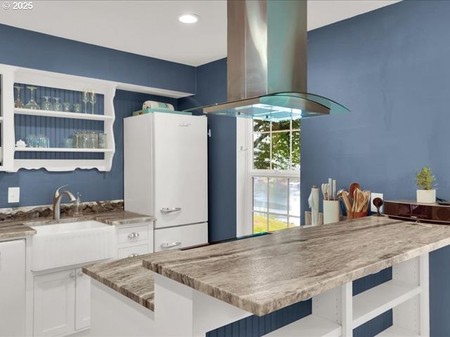 8425 Sw CURRY Dr, Wilsonville, OR 97070